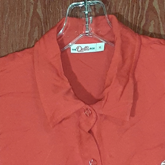 DELTA SIGMA THETA Red Sleeveless Button Up Collared Size XL Shirt SORORITY - Picture 4 of 11